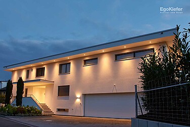 Casa unifamiliare (villa) Steinach, foto esterna, casa illuminata