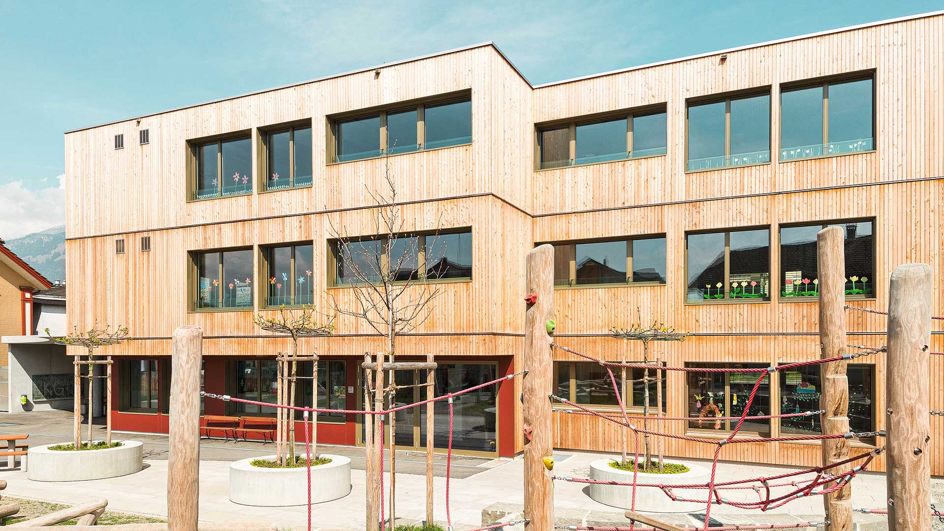 Nouveau bâtiment de l'école maternelle à Kerns, photo extérieure