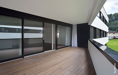 Aussenaufnahme Hebeschiebetüre MFH Living Berneck