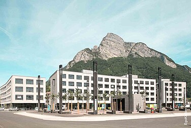 Aussenaufnahme, Mehrfamilienhäuser Bahnhofpark Areal Ost in Sargans, Berge im Hintergrund
