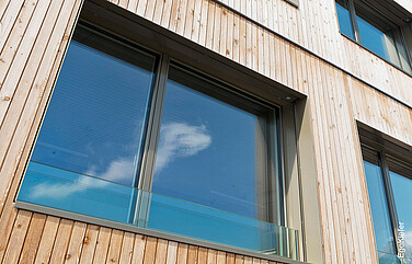Neubau Kindergarten Kerns, Aussenaufnahme, Detailbild eines Fensters