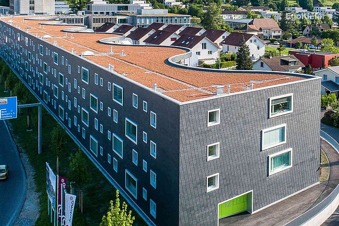 Aussenaufnahme der Wohnüberbauung Hornerfeld (Mehrfamilienhaus Welle) Lenzburg