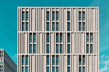 Aussenaufname seitlich, Moxy-Hotel, Wankdorf-City in Bern