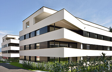 Aussenaufnahme MFH Living Berneck, zwei MFH sichtbar
