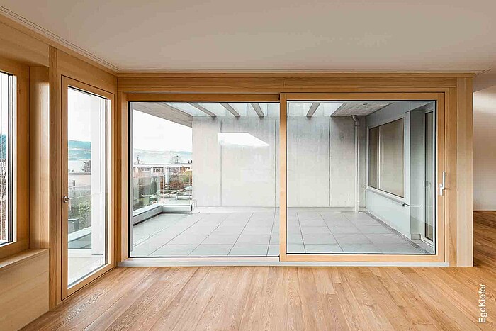 Vue intérieure d'un duplex dans la région de Zurich