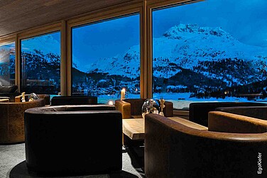 Foto dell'interno con bella vista sul panorama montano, Hotel Alpinerock Surlej, Pontresina