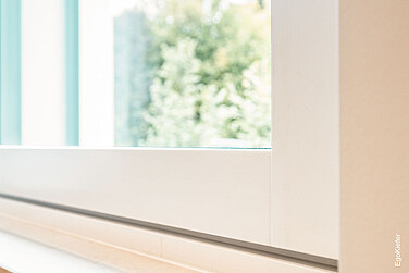 Innenansicht eines Holz/Aluminium-Fensters EgoSelectionPlus, Rahmen und Flügel flächenbündig