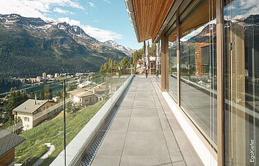 Innenauffnahme via Tinus, St. Moritz mit wunderschöner Aussicht 