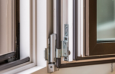 Detailaufnahme eines Fensters, Primarschule Bachtel 2, Oberglatt