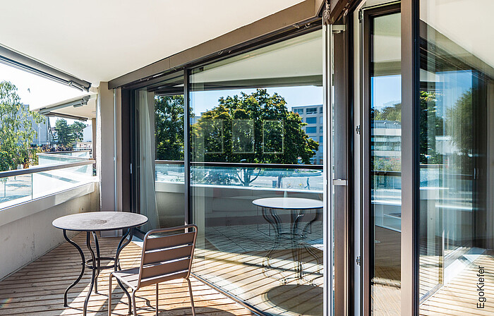 Aussenaufnahme der Wohnüberbauung Residence Esplanade in Biel