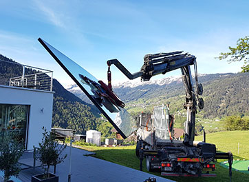 Remplacement d'une vitre avec grue et vue imprenable
