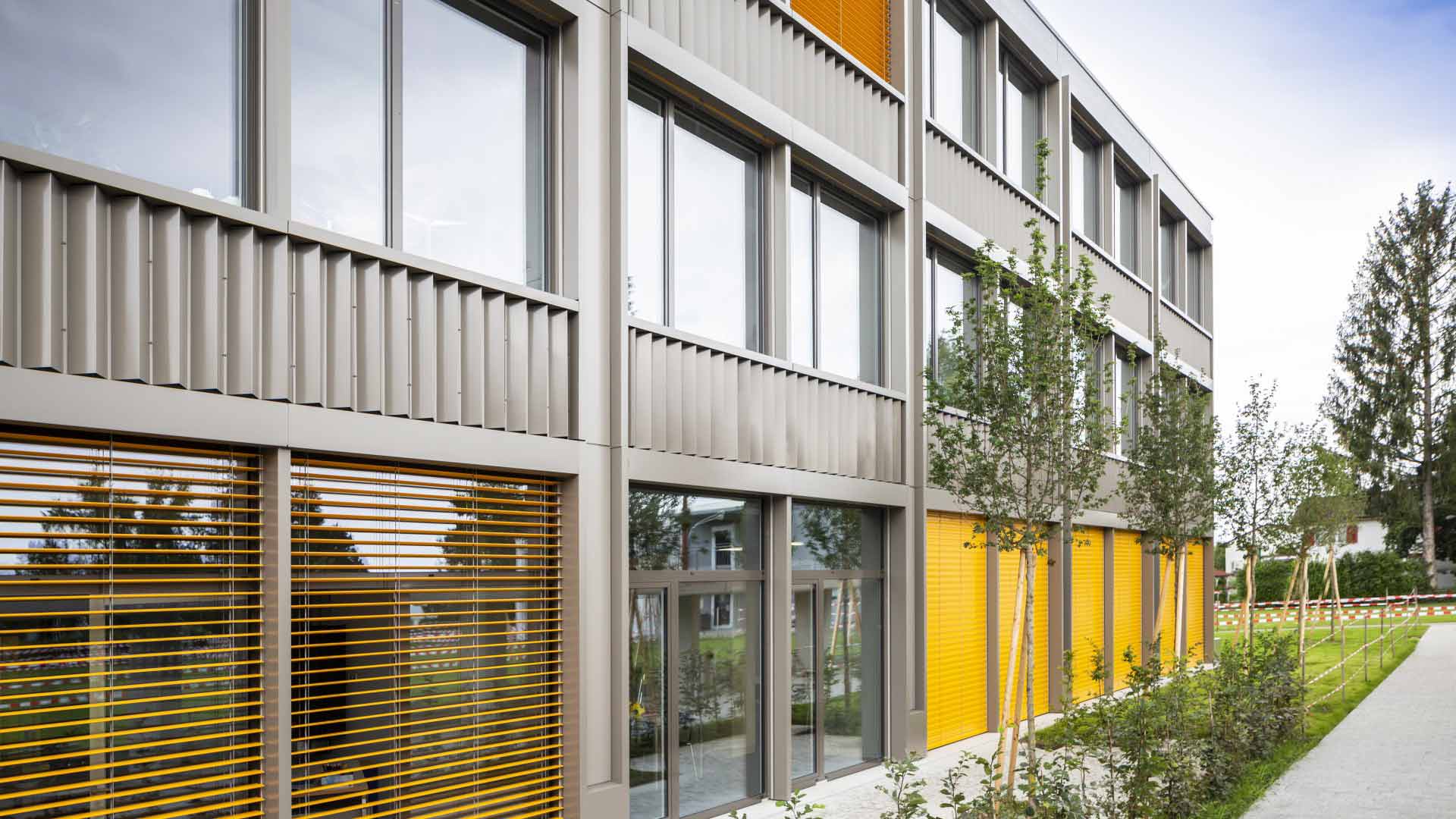 Aussenaufnahme Primarschule Bachtel 2, Oberglatt