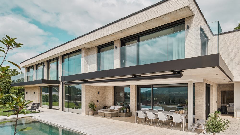 Vue extérieure d'une maison unifamiliale (villa) à Muri